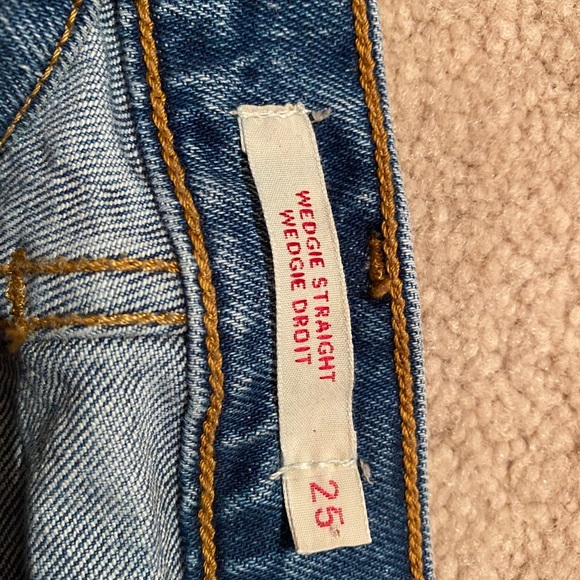 Levi’s wedgie straight jeans - Picture 3 of 4